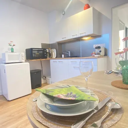 Lägenhet Le Cocon Du Hameau *